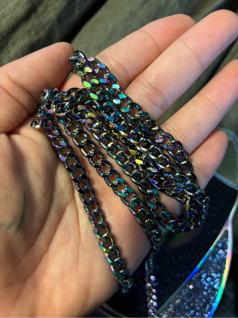 Holographic Rocket Heart Crossbody Bag - Picture 4 of 9